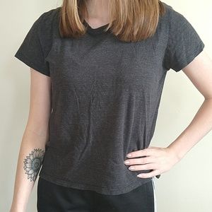 ⚡H&M basic tee ⚡bundle 5 for $20⚡